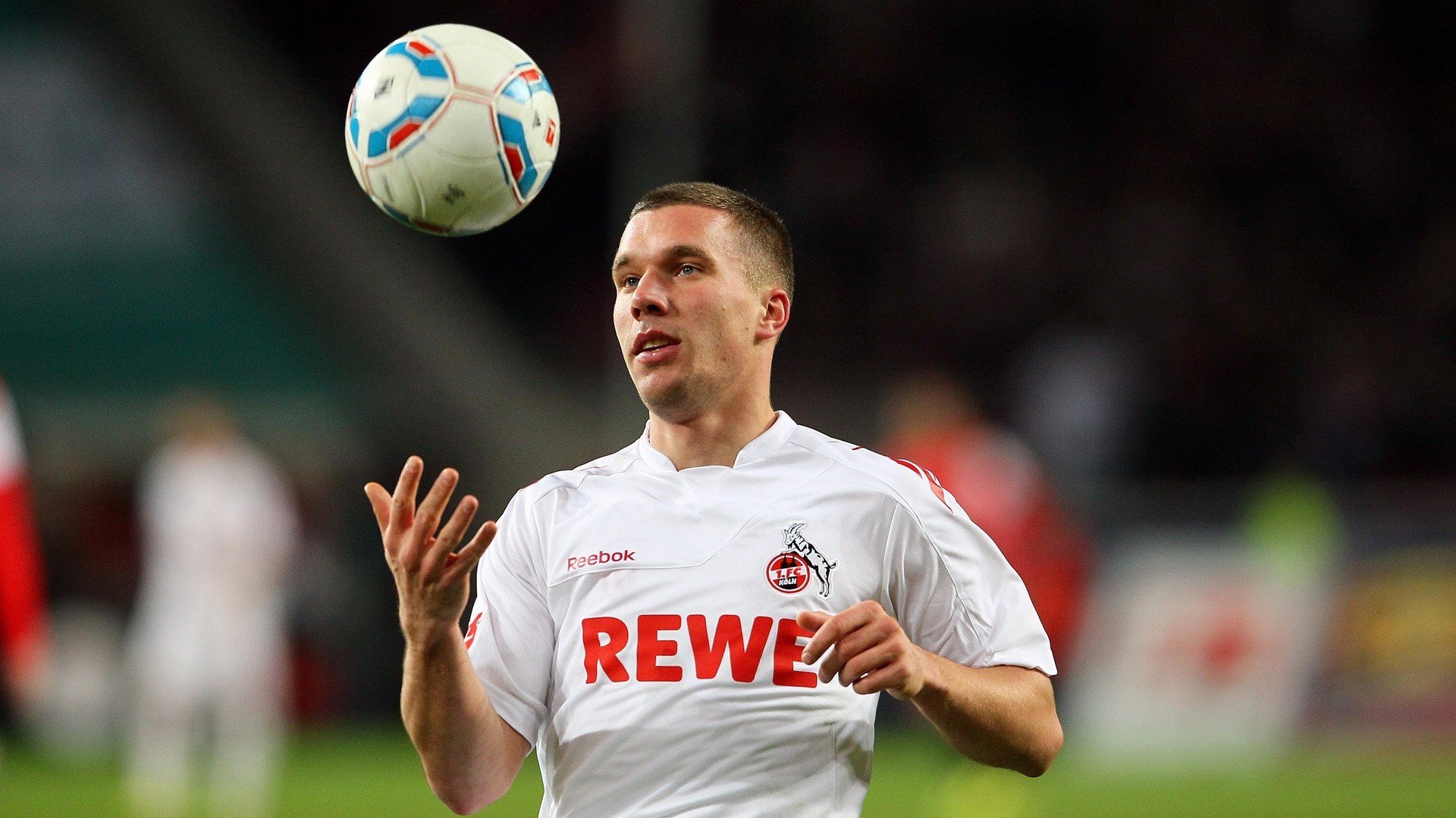 “德甲冠军争夺白热化,劲旅悉数奋战”,德甲热身赛